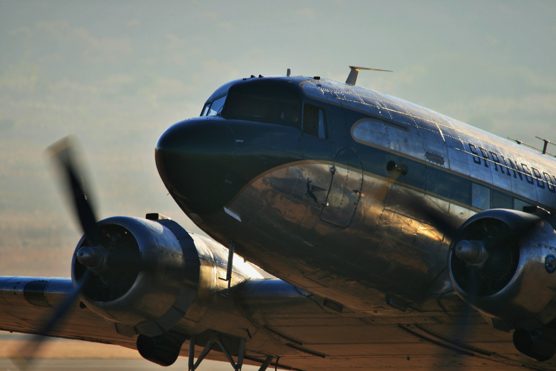 Aircraft fix. Douglas DC-3 Dakota. DC-3 самолет. DC-3 Dakota eski Аэрофлот.