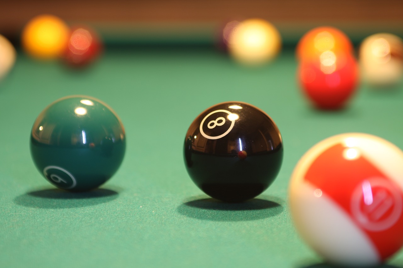 Бильярд фото. Бильярдный стол Billiard-Ball. Бильярд Billiard balls 9905/200715026. Американский пул бильярд. Бильярдные шары американка.