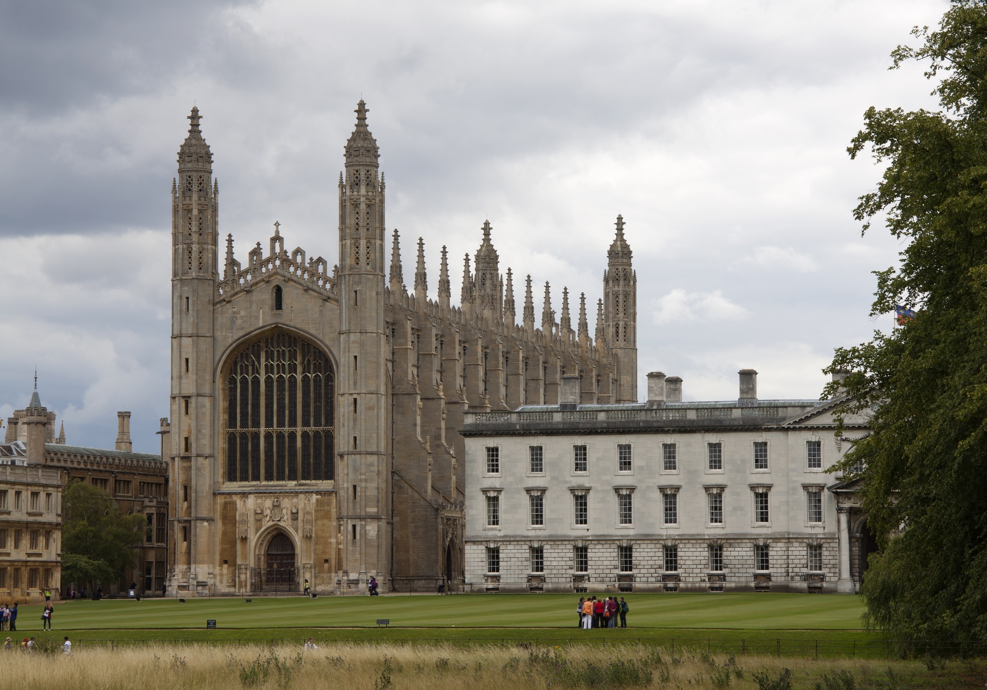 Cambridge university ответы. Кембридж ворота.