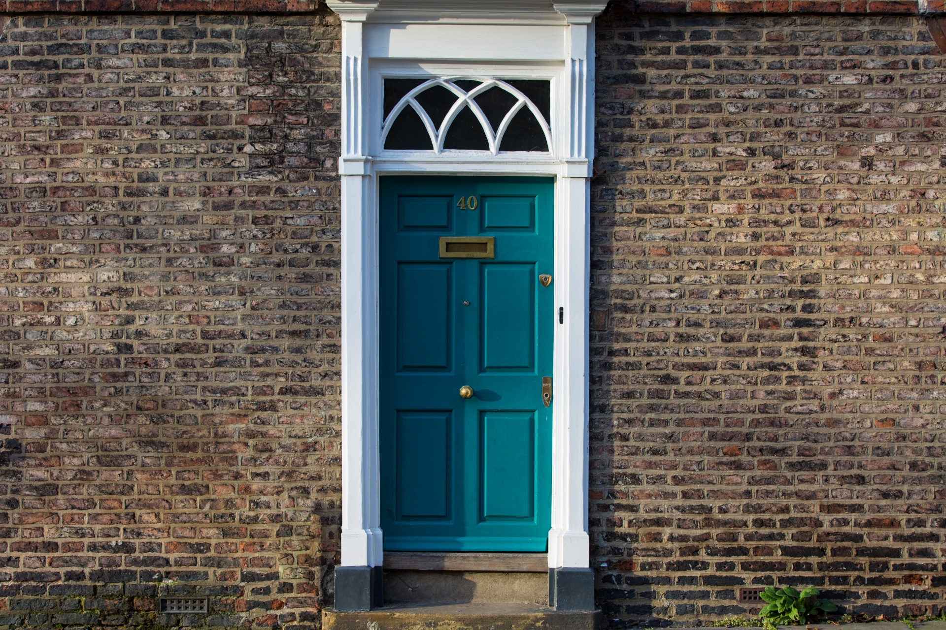 Doors rewritten. Стена с дверью. Входная дверь Эстетика. Эстетичная дверь. Старая дверь Эстетика.