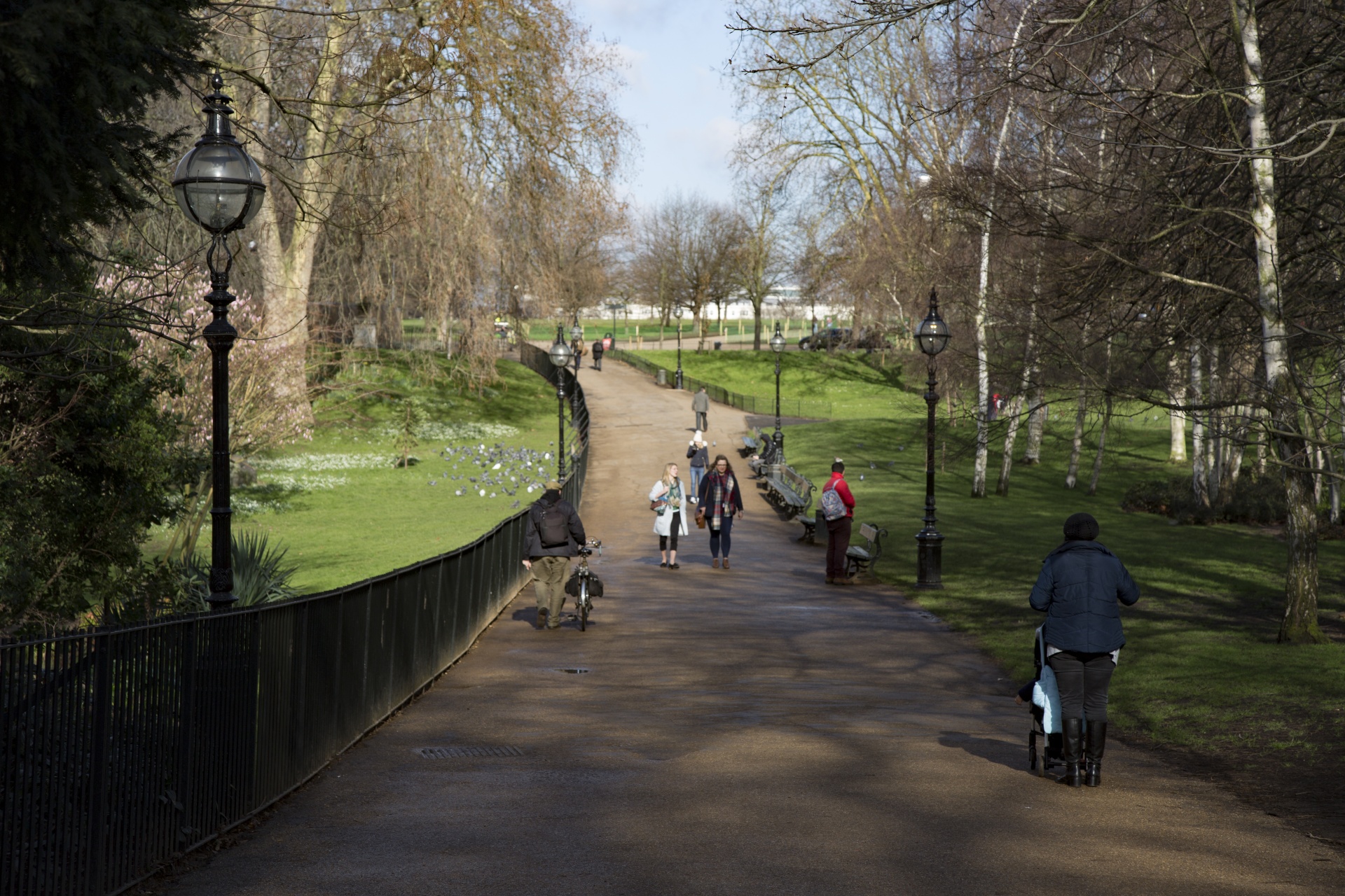 Посещать парки. Гайд парк в Лондоне. Парк Лондона Hyde Park. Гайд-парк (Hyde Park). Гайд-парк (Hyde Park), Лондон.