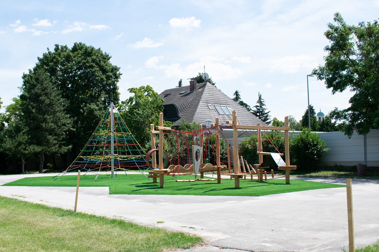 Play grounds