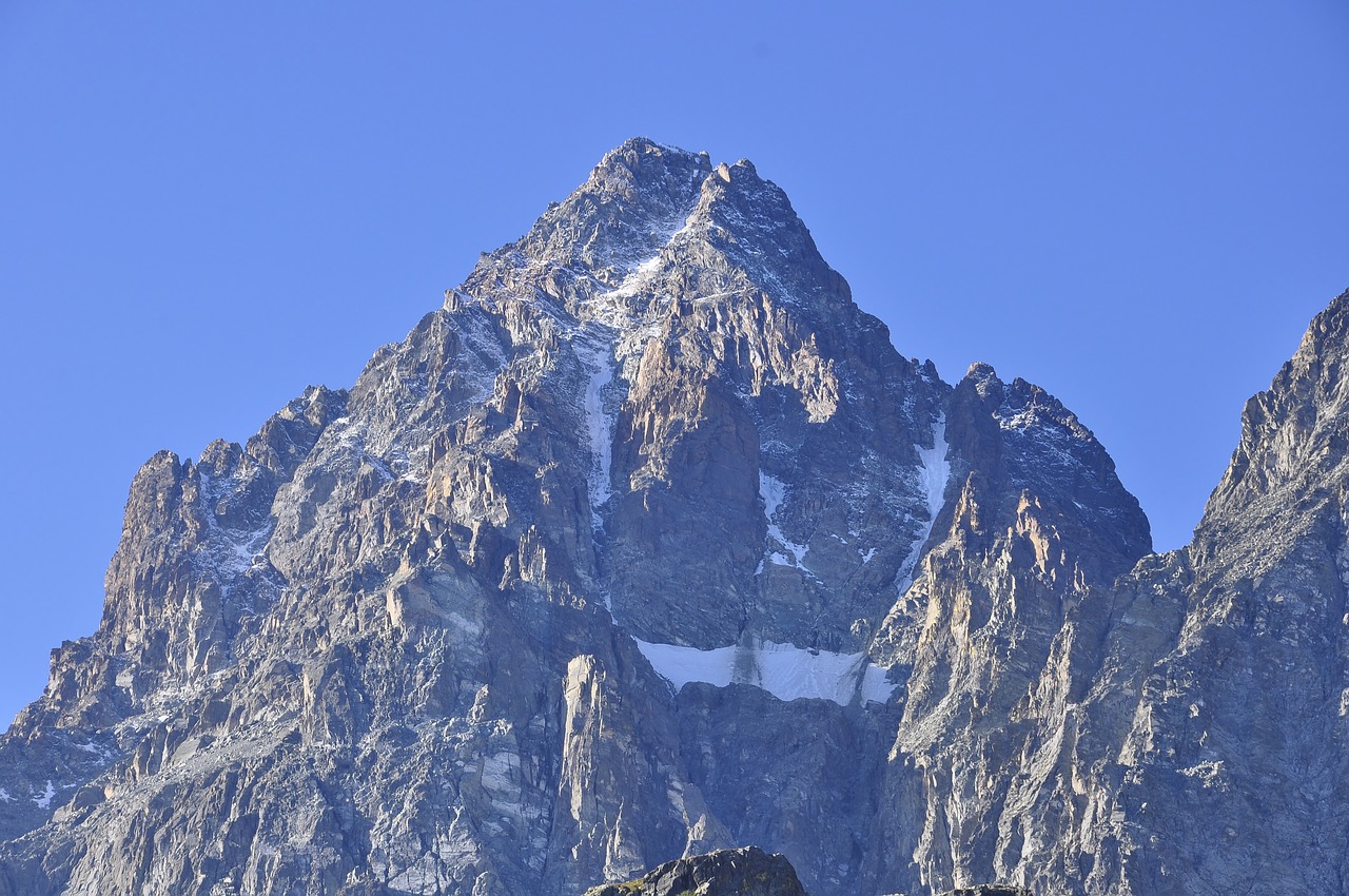 Монвисо горы. Monviso.