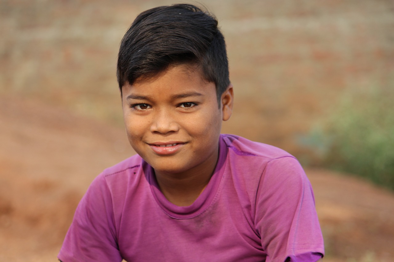 Фото мальчика какой. Бедный мальчик. Картинки бедный мальчик. Village boy. Фото мальчика десяти лет турка.