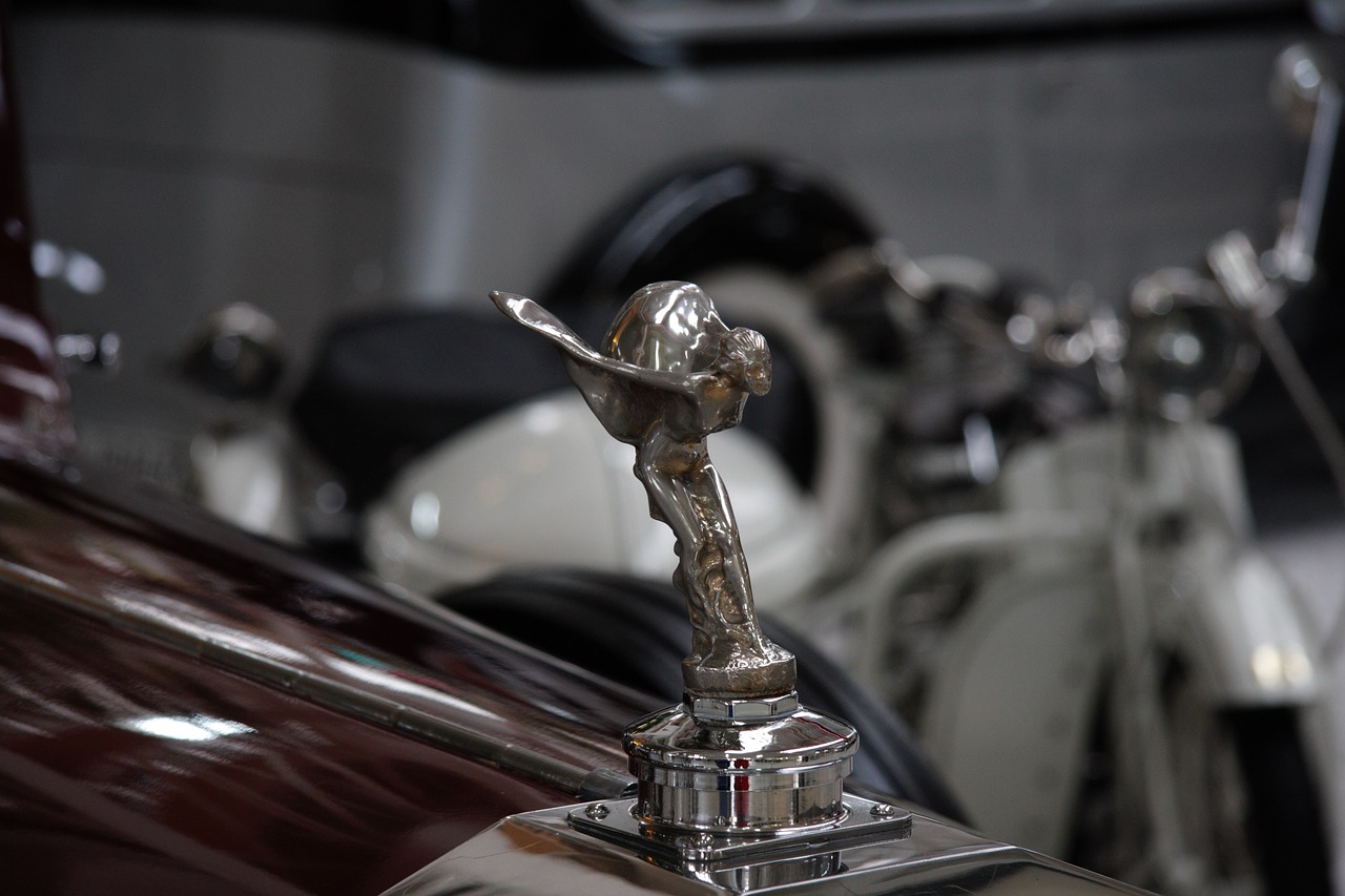 Rolls Royce Spirit of Ecstasy