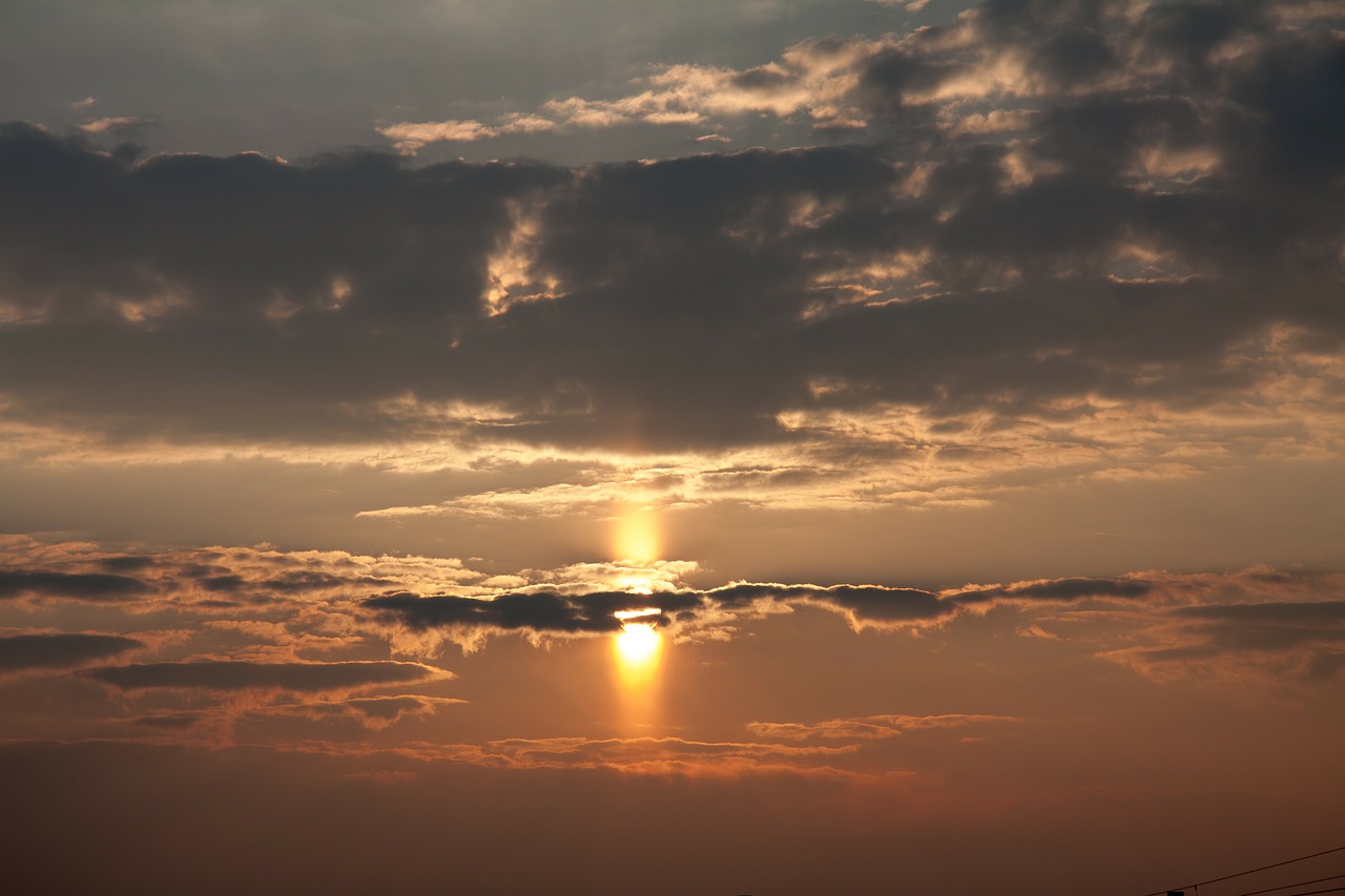 Like the sun in the sky. Небо солнце. Закат естественный. Вечернее солнце. Рассвет атмосфера.