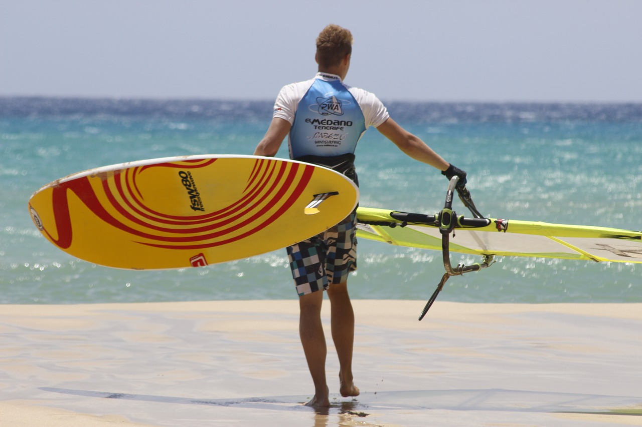 Где серфить. Море спорта. Vela спорт. Солнце и спорт. Sand surfing.