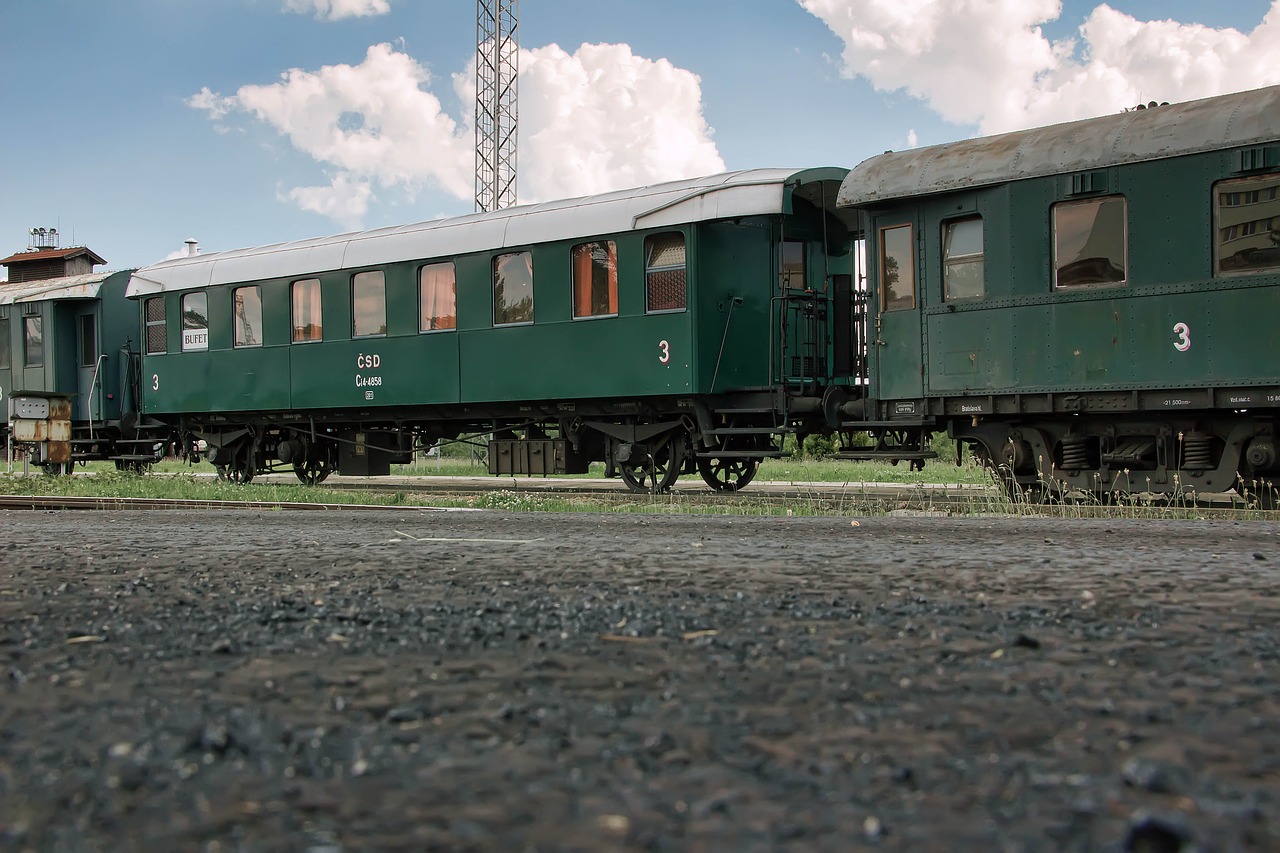 Вагон фото. Варшавский вагон 1928. Вагон поезда. Пассажирские вагоны Таджикистана. Вагон от поезда.