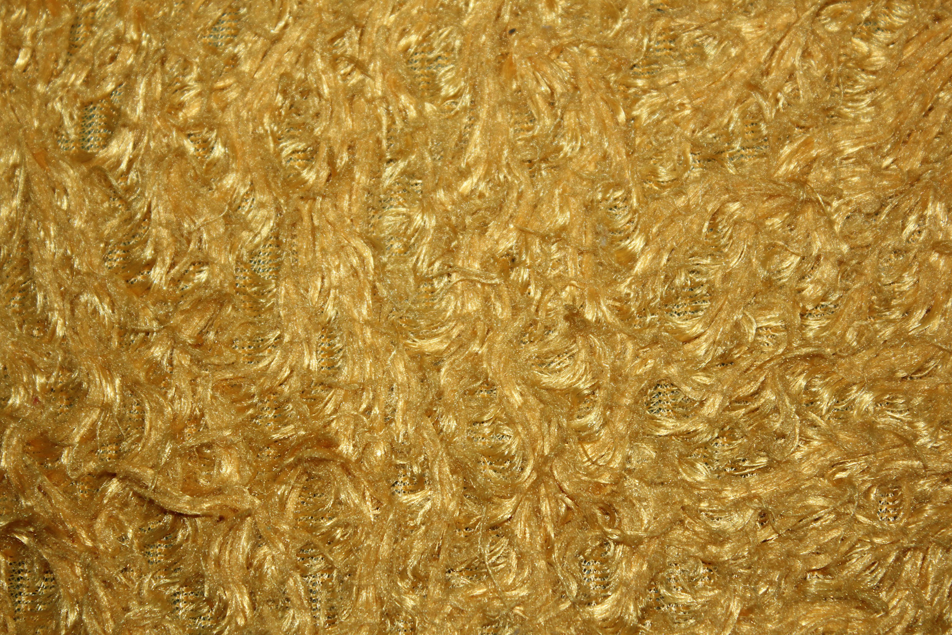 Gold wool